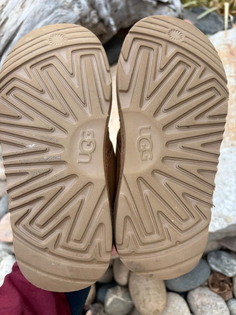 UGG Neumel Strap Boots Kids Size 13 Chestnut Shearling Lined